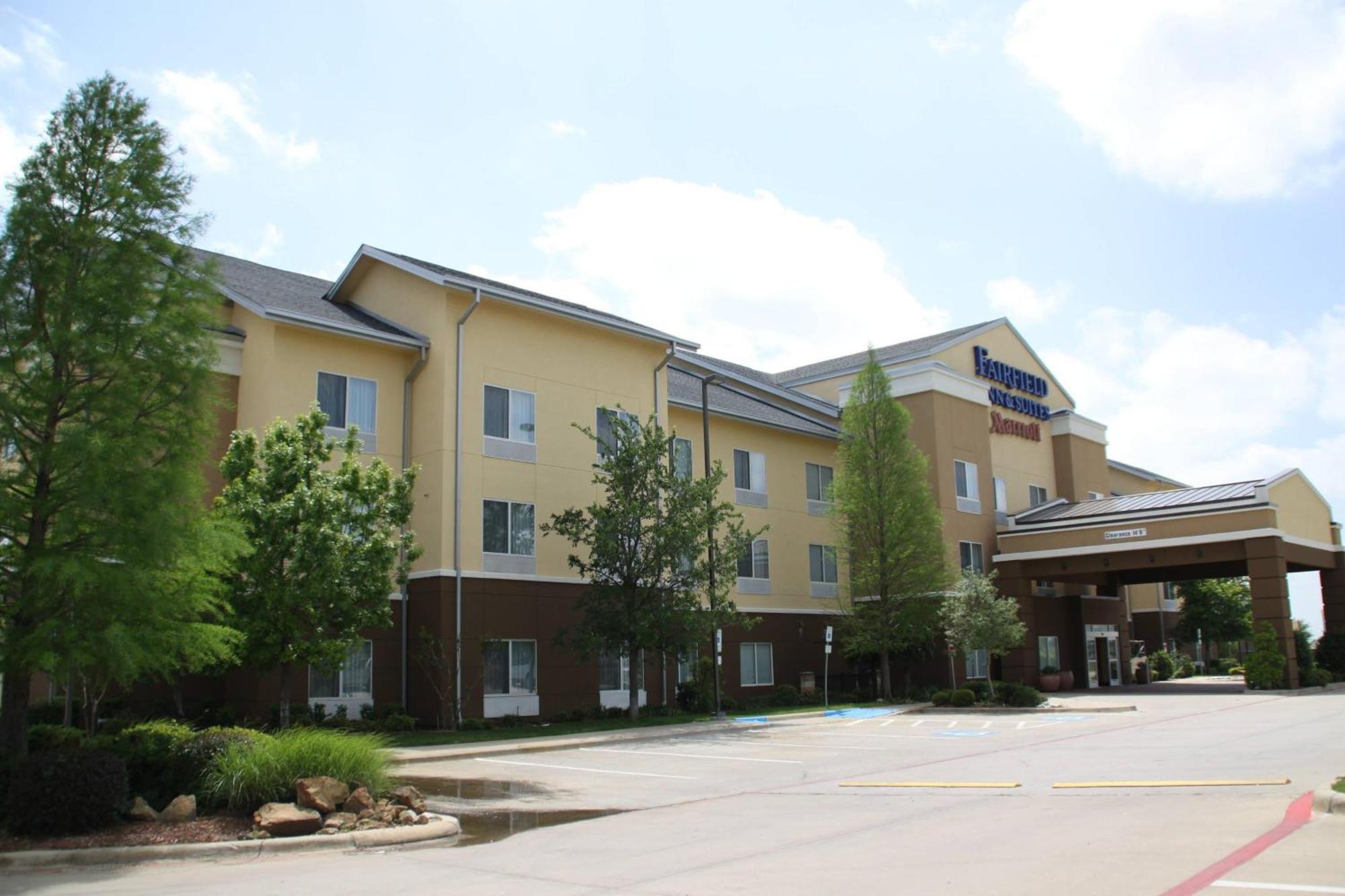 Fairfield Inn&Suites Denton Exterior foto